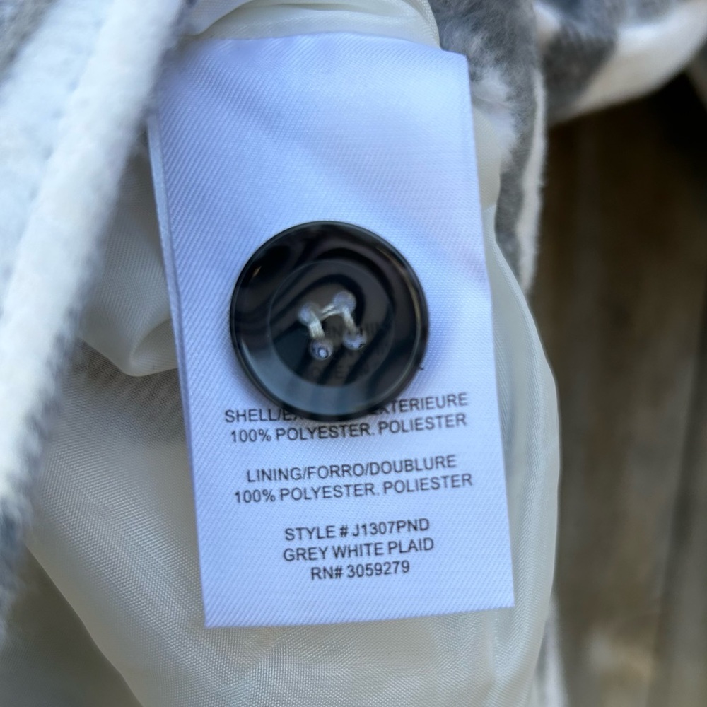 NWT Thread & Supply Plaid Shirt Jacket Grey White XS - Picture 15 of 16